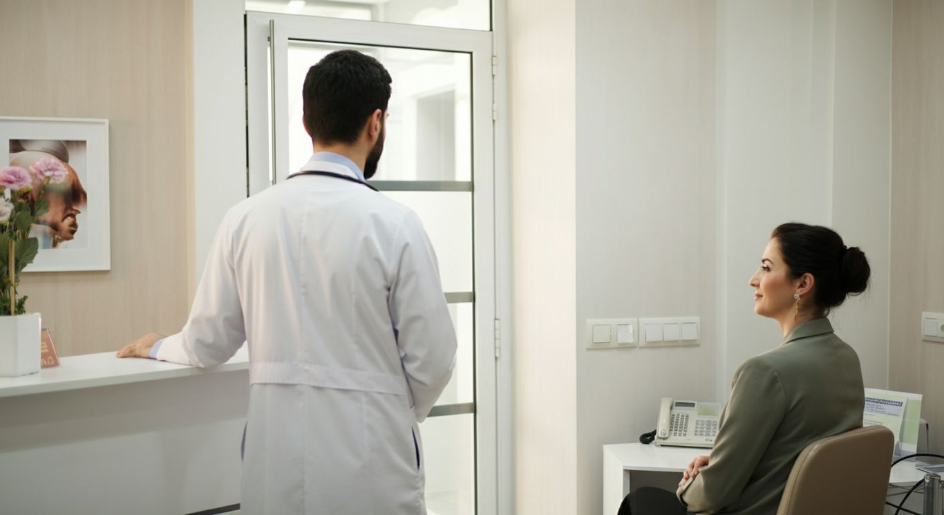 The Psychology of 'Hello': Importance of First Impressions